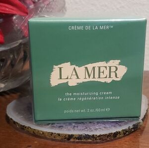 New, Sealed Box • La Mer The Moisturizing Cream 2oz.